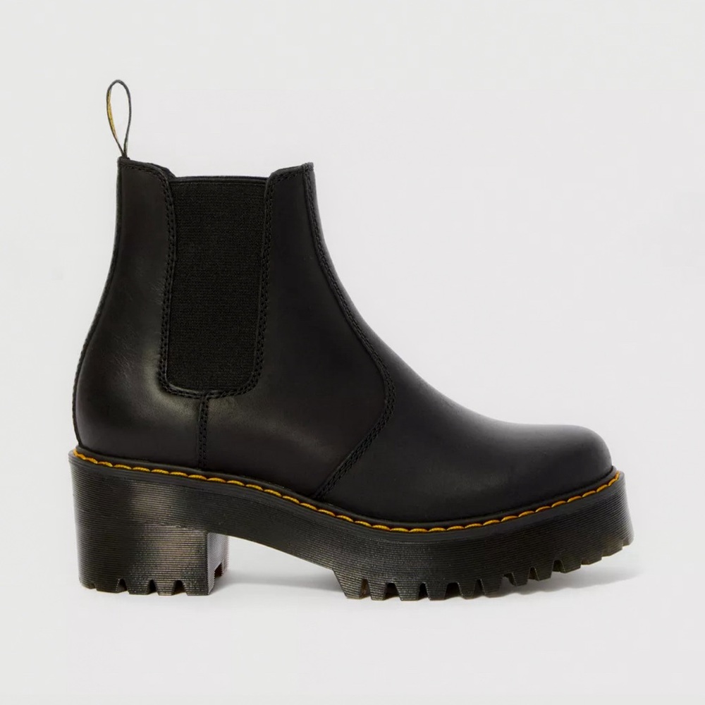 ROMETTY WYOMING LEATHER PLATFORM CHELSEA BOOTS | Size 7
